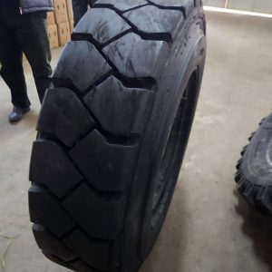 10.00-20 TALON NHS Forklift Pneumatic Tyre TT – Made in India