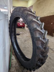 9.5R44 (230/95R44) MRL RC 950 radial agricultural sprayer tyre made in India for row crop and precision farming equipment in Kenya.