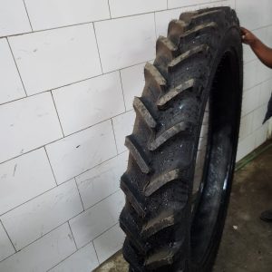 9.5R44 (230/95R44) MRL RC 950 Sprayer Radial Tyre – Made in India