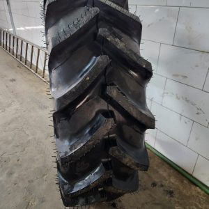 420/85R28 (16.9R28) MRL Agricultural Tractor Tyre – Made in India