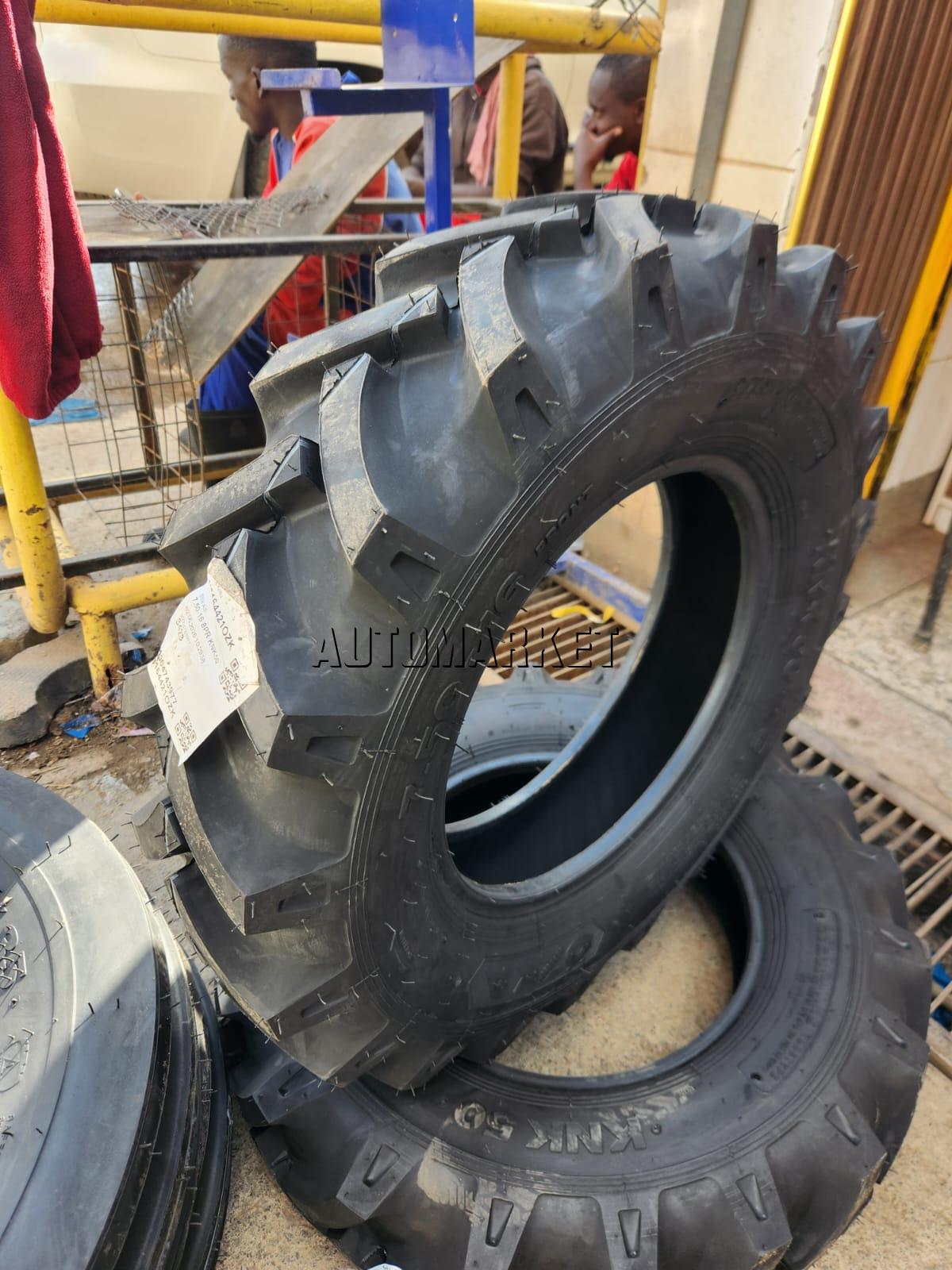 7.50-16 OZKA Tractor Tyre 8PR – Made in Turkey