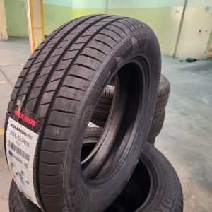 205/60R16 Pulmox Sharkon 400