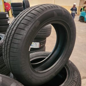 205/60R16 Pulmox Sharkon 400