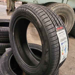 215/55ZR17 Pulmox Sharkon 400