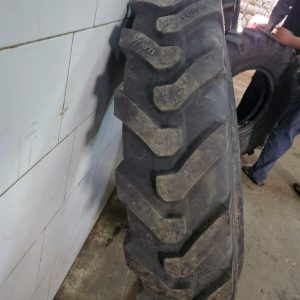 13.00-24 Honour G2 16PR Grader Tyre