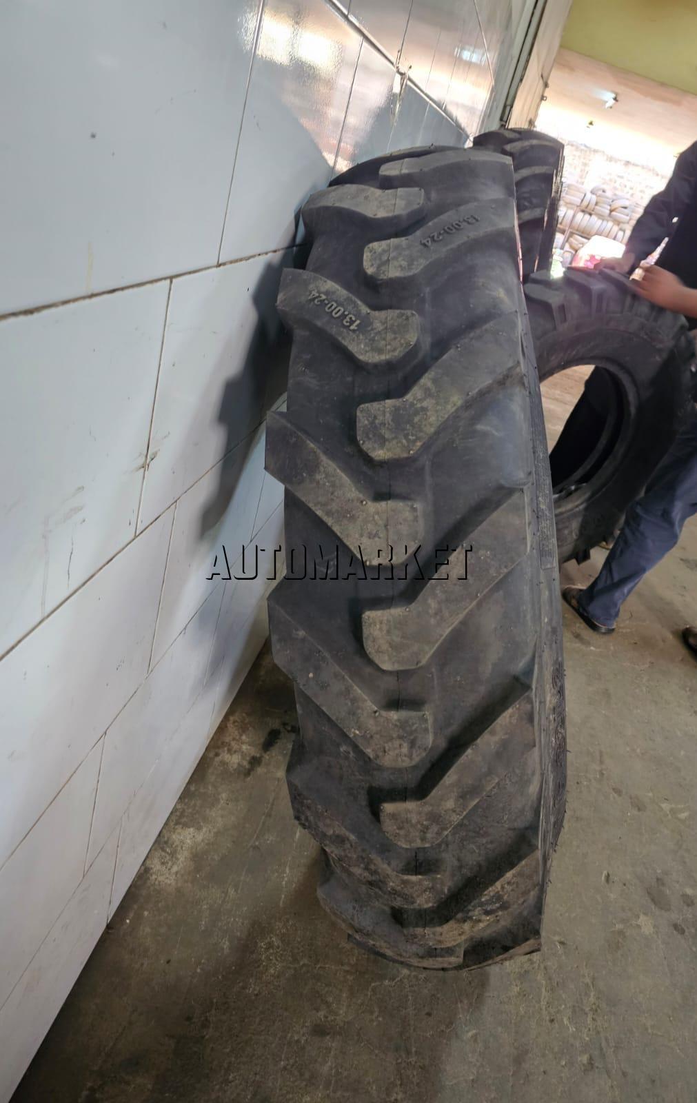 13.00-24 Honour G2 16PR Grader Tyre