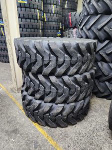 18.4-26 TENX 16PR heavy-duty industrial tyre from India