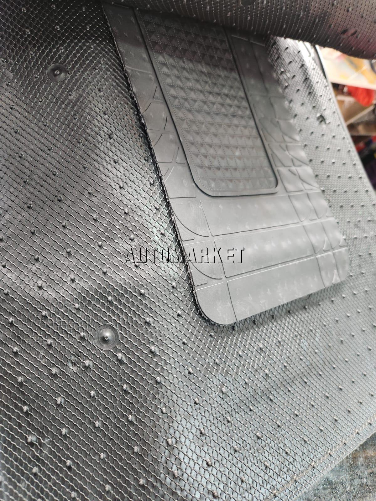 Mercedes-Benz Floor Mats – Black with Red Logo