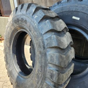 14.00-24 Roadhiker E3 24PR Tyre