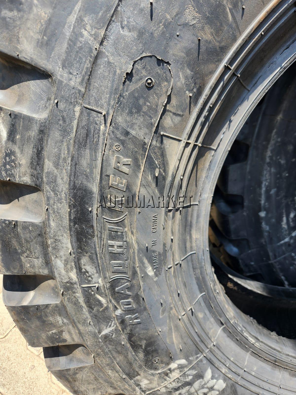 14.00-24 Roadhiker E3 24PR Tyre