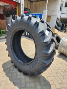 18.4-34 OZKA tractor tyre 14PR made in Turkey for heavy-duty agricultural use