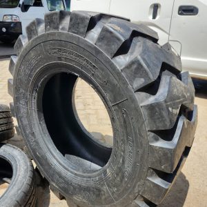 16/70-20 Roadhiker E3 16PR Tubeless Industrial OTR Tyre
