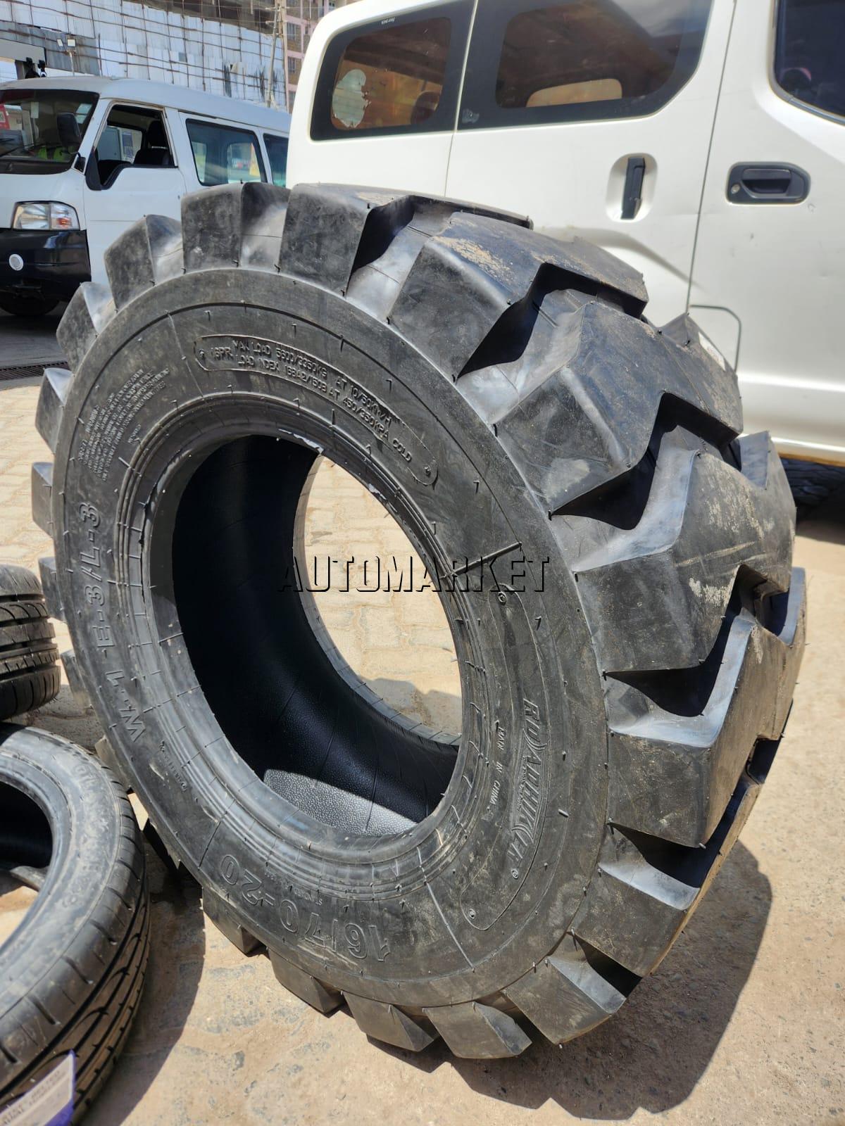 16/70-20 Roadhiker E3 16PR Tubeless Industrial OTR Tyre