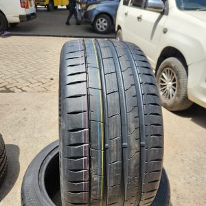285/40ZR20 108Y XL Continental SportContact 7– Made in Czech Republic