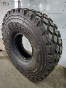 16.00R20 Aeolus AE21 28PR industrial tyre from China