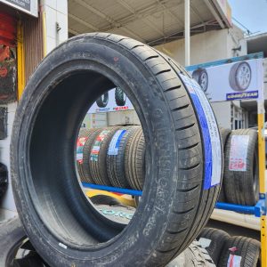 245/45ZR18 100W XL Goddard Transforce 300 Tyre – Made in China