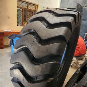 23.5-25 Roadhiker W-1 E3/L3 24PR OTR Tyre – Made in China