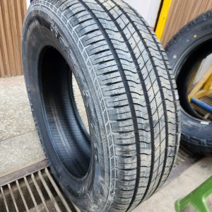225/65R17 Accelera Omikron H/T 102H – Made in Indonesia