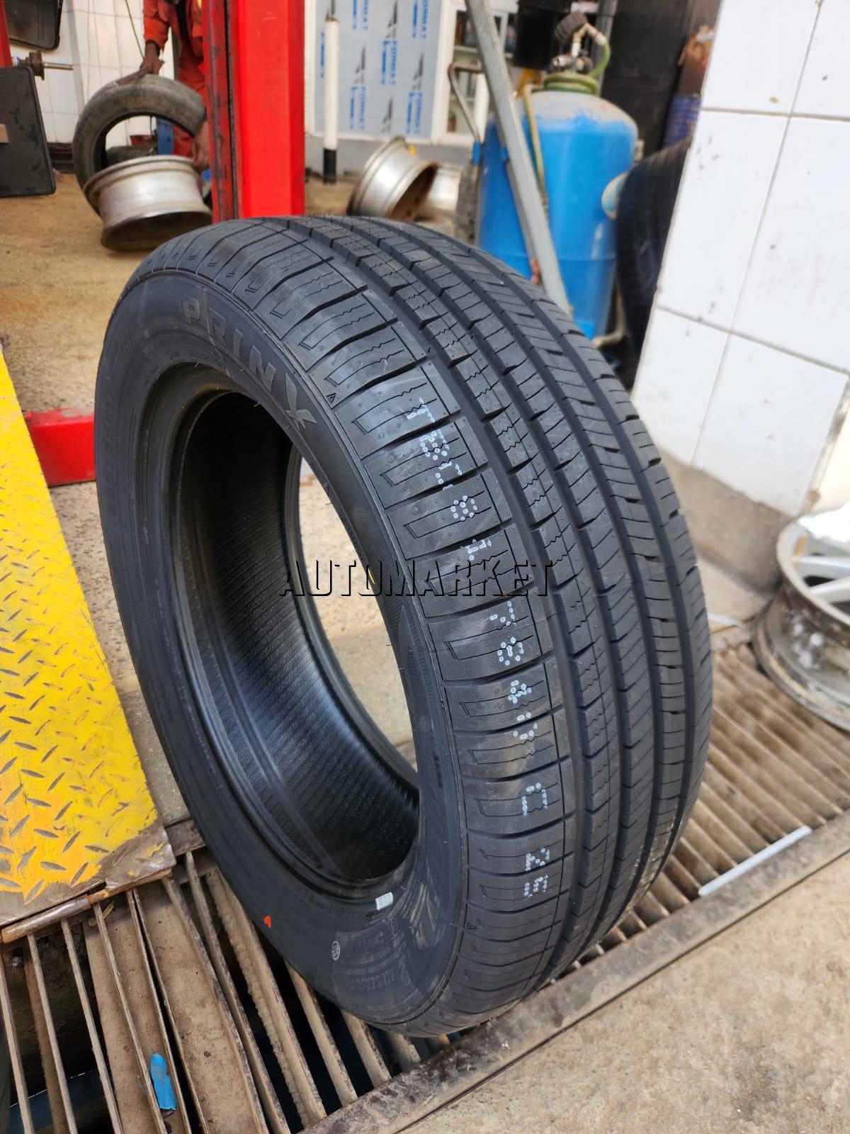 225/55R17 Prinx HiRace HZ2 97W High-Performance Tyre – Made in Thailand