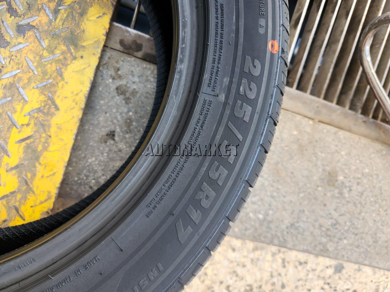 225/55R17 Prinx HiRace HZ2 97W High-Performance Tyre – Made in Thailand