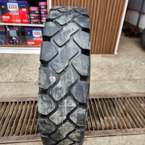7.00-15 Achiever Plus Standard Solid Forklift Tyre – Made in Sri Lanka