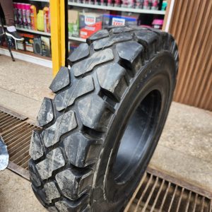 7.00-15 Achiever Plus Standard Solid Forklift Tyre – Made in Sri Lanka