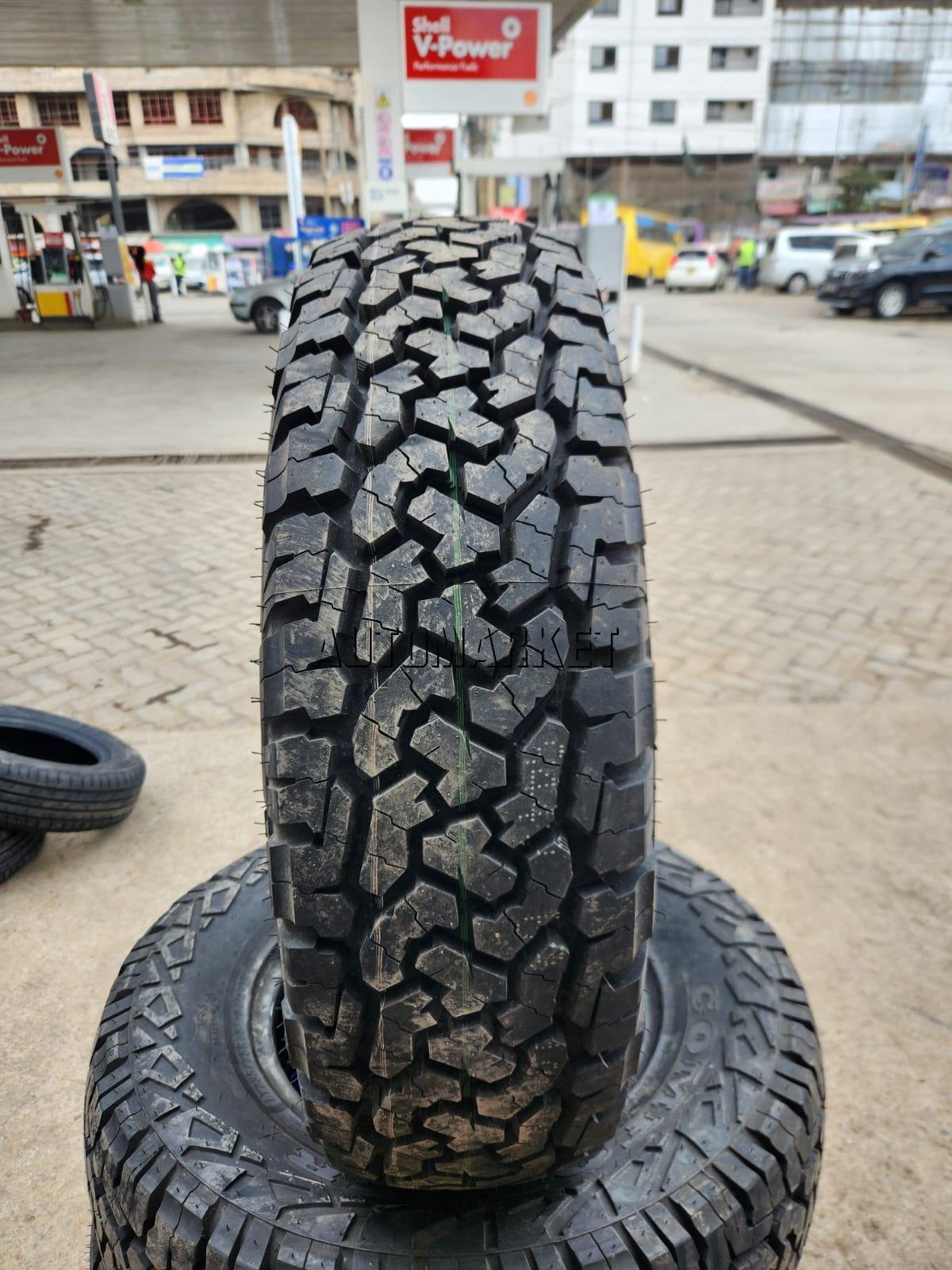 LT235/85R16 Comforser CF3000 120/116Q 10PR Mud Terrain Tyre