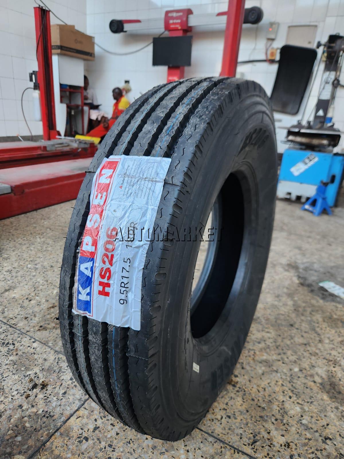 9.5R17.5 Kapsen HS206 18PR 143/141M Commercial Truck Tyre