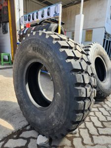 365/85R20 Pirelli PS22 Pista 164G heavy-duty off-road tyre