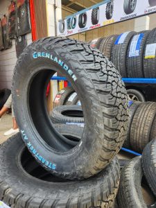 225/65R17 Grenlander all-terrain tyre with blue sidewall lettering, made in China