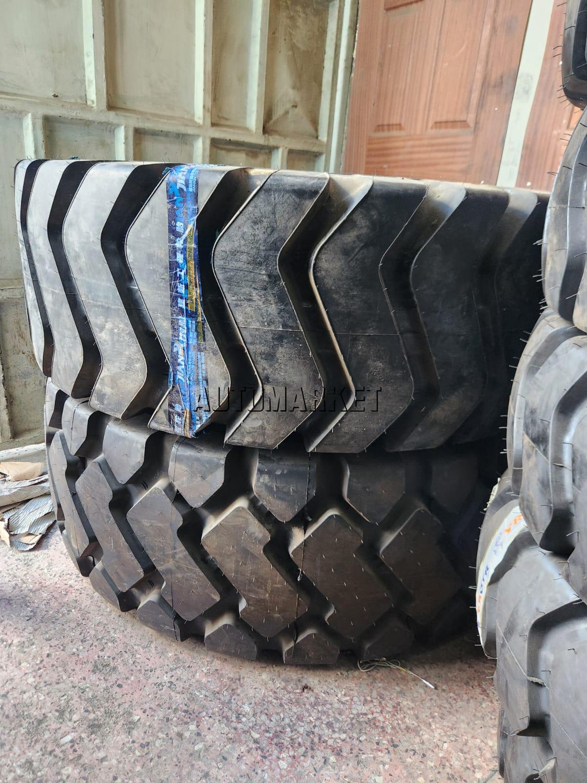 23.5-25 JIAN 18PR Heavy-Duty OTR Tyre – Made in China