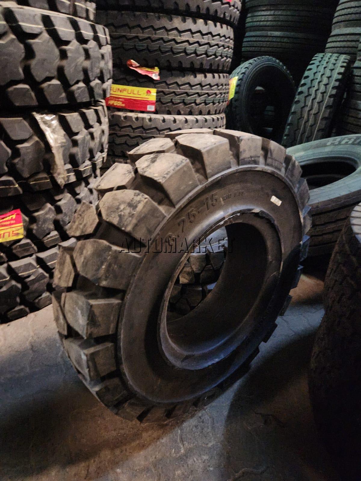 8.25-15 VROTR Solid Standard Forklift Tyre – Made in China