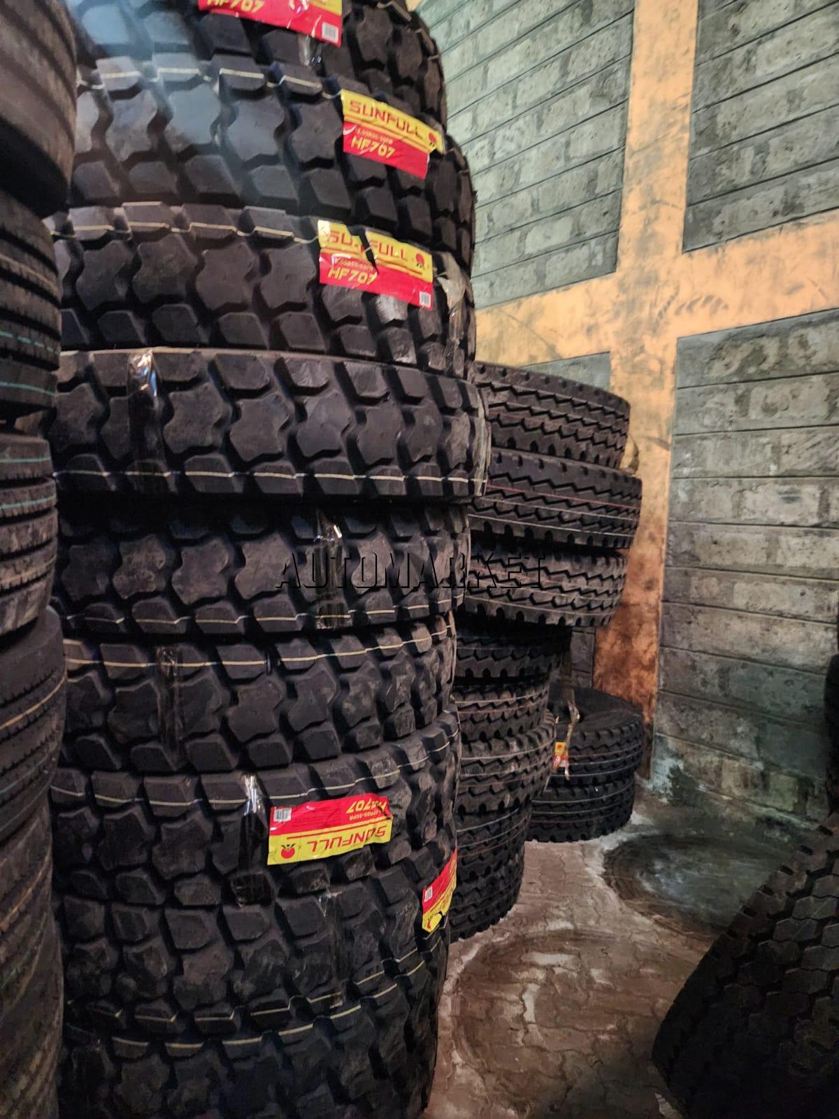 12.00R20 SUNFULL HF707 20PR Off-Road Truck Tyre – Made in China
