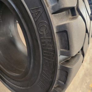 28×9-15 ACHIEVER Solid Standard Industrial Forklift Tyre – Made in Sri Lanka
