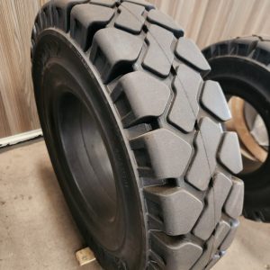 7.00×12 ACHIEVER Solid Standard Industrial Forklift Tyre – Made in Sri Lanka