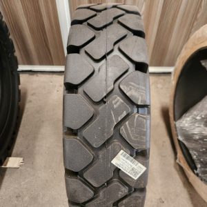 6.50×10 ACHIEVER Solid Standard Forklift Tyre – Made in Sri Lanka