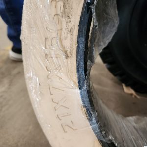 21×7×15 ACHIEVER Solid Non-Marking Cushion Forklift Tyre – Made in Sri Lanka