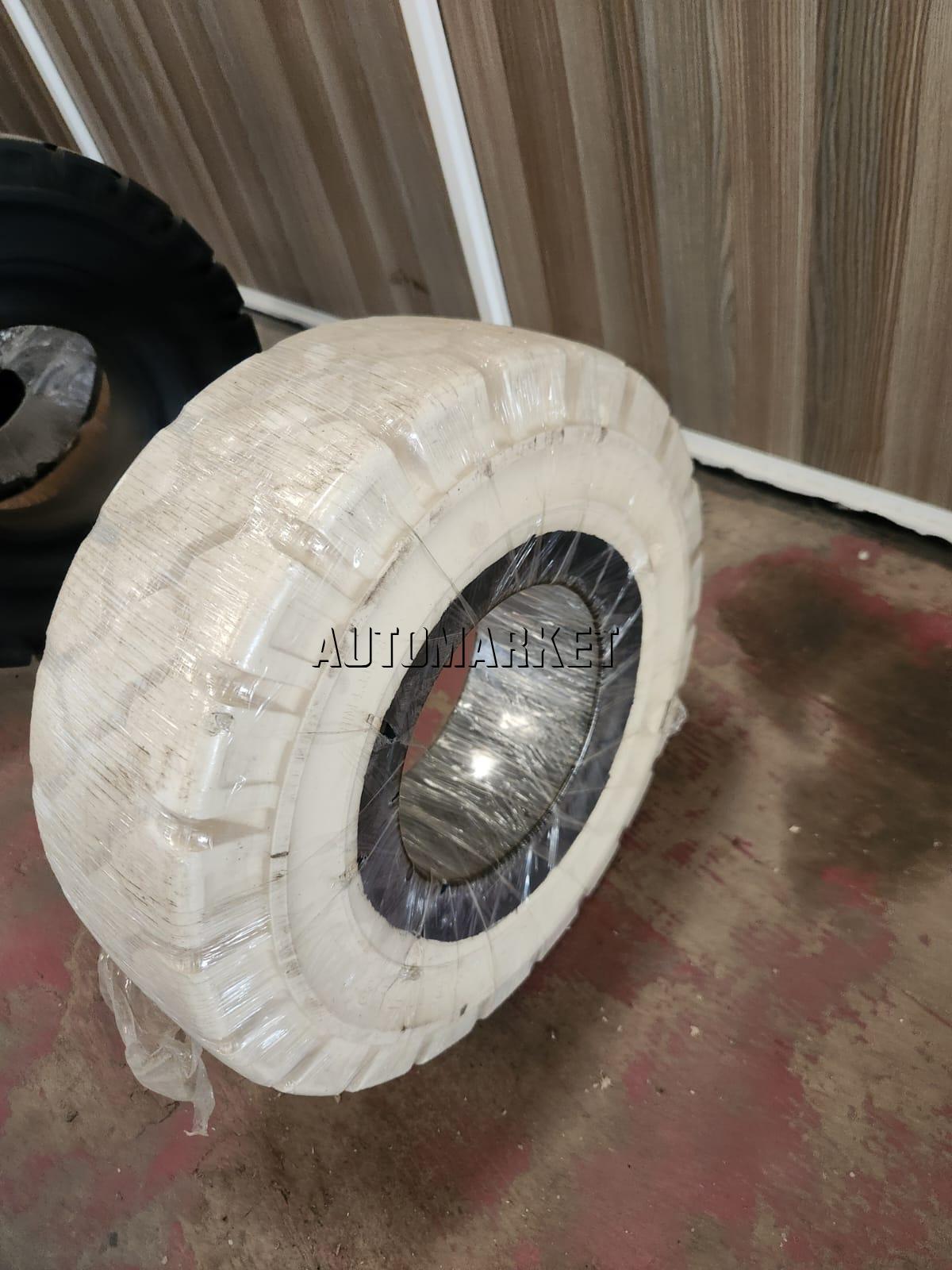 18×7-8 ACHIEVER Solid Standard Forklift Tyre – Made in Sri Lanka