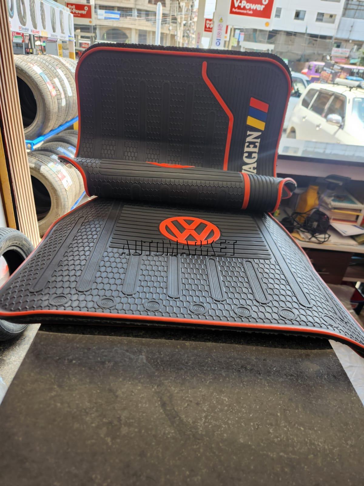 Volkswagen Floor Mats for 5-Seater Vehicles – Black and Red