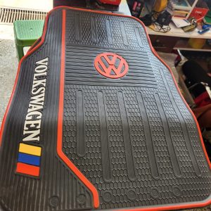 Volkswagen Floor Mats for 5-Seater Vehicles – Black and Red