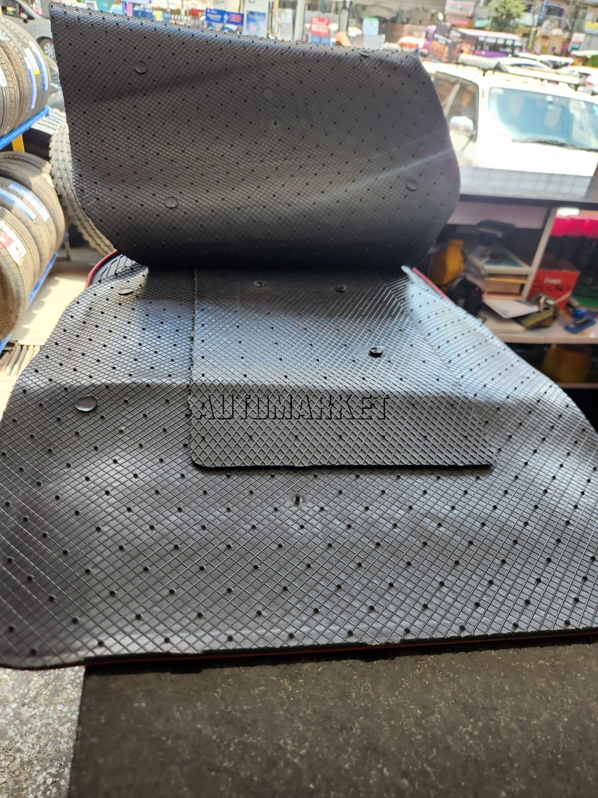 Subaru Floor Mats for 5-Seater Vehicles – Black and Red