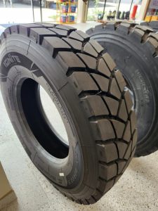 315/80R22.5 Ignite Heavy-Duty Radial Truck Tyre Made in Thailand
