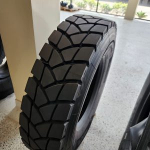 315/80R22.5 Ignite Heavy-Duty Truck Tyre – Thailand (Different Tread Patterns)