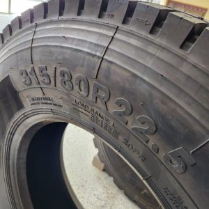 315/80R22.5 Ignite Heavy-Duty Truck Tyre – Block Tread Pattern