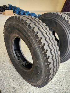 10.00R20 Ignite All-Position Radial Truck Tyre Made in Thailand
